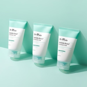 Dr. Oracle CentellaBiome Cleansing Foam 120ml (Повреждена Бумажная Упаковка)